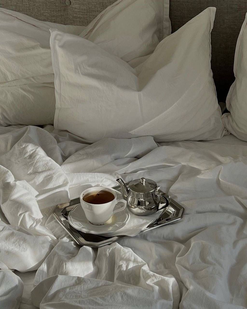 The Girls' Escape - An Autumn Glow Retreat