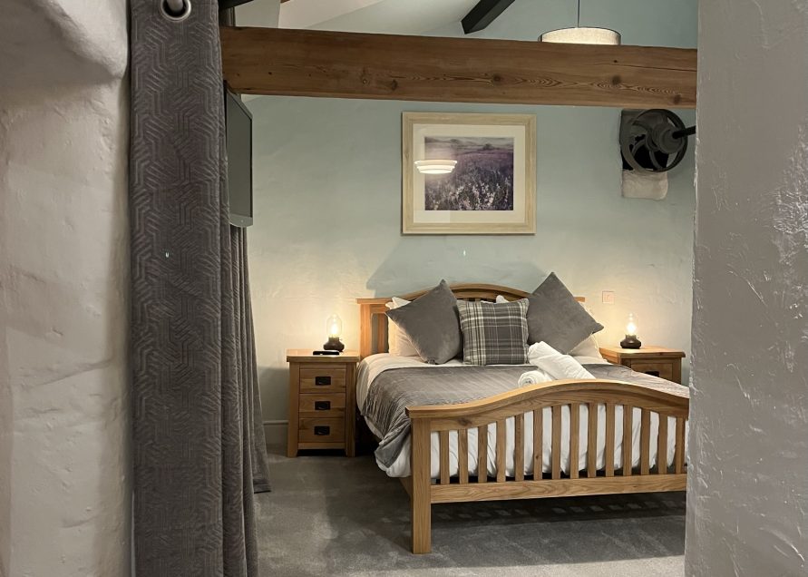 Adventure Awaits: The Snowdon Summit Retreat with We Got You Boo